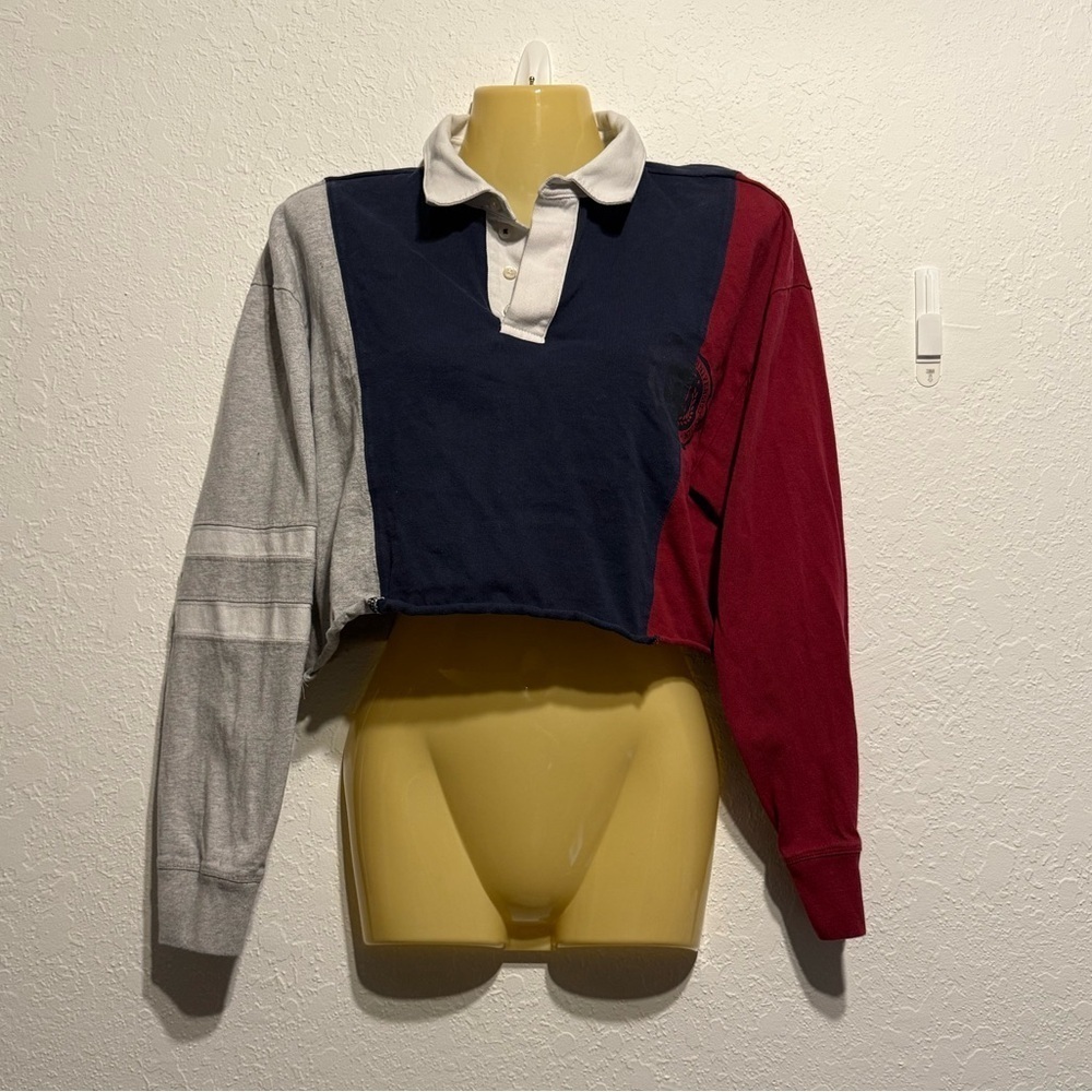 Tommy Hilfiger Colorblock Cropped Rugby Shirt Men’s Size M Pullover Top Blue Red